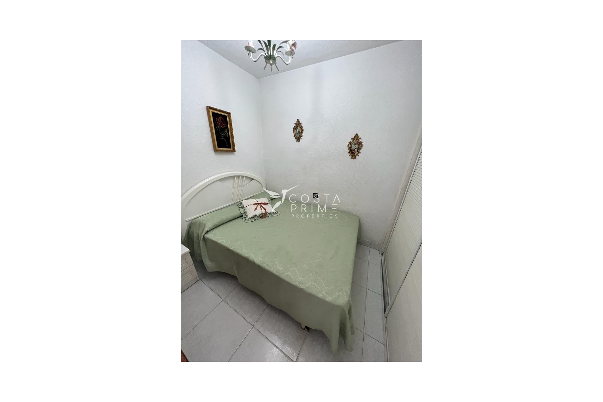 Resale - Apartment / Flat - Benidorm