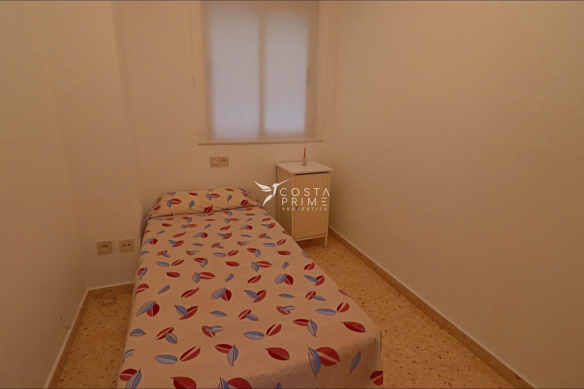 Resale - Apartment / Flat - Benidorm