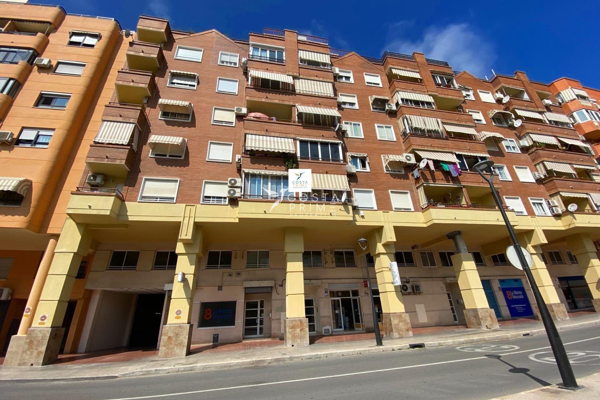 Resale - Apartment / Flat - Benidorm