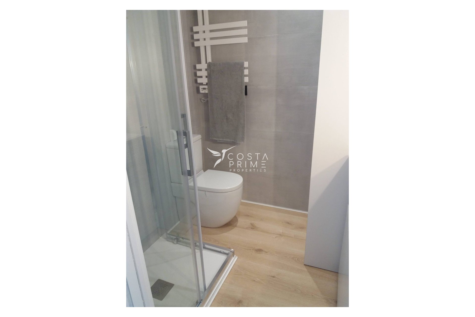 Resale - Apartment / Flat - Benidorm