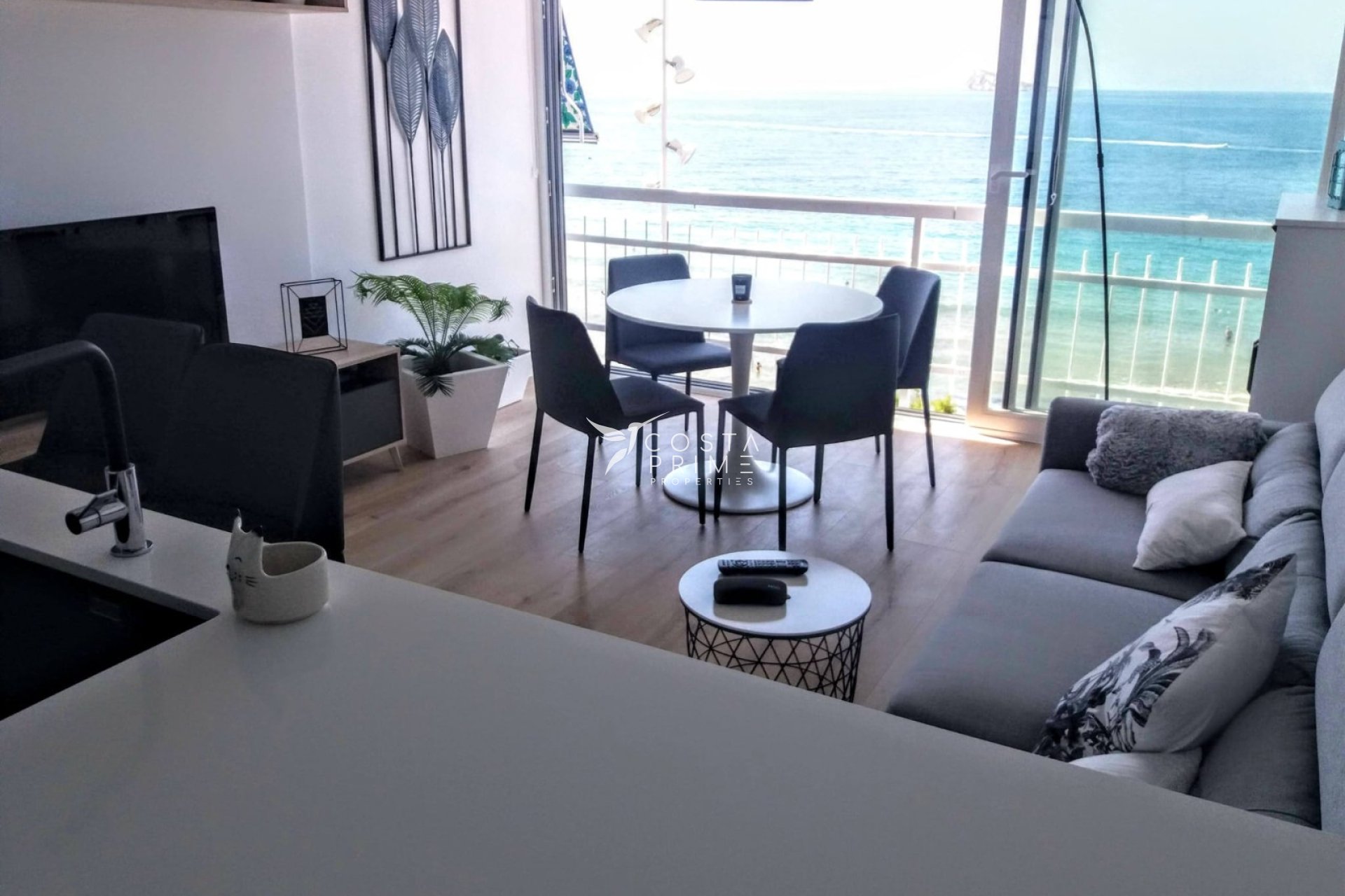 Resale - Apartment / Flat - Benidorm