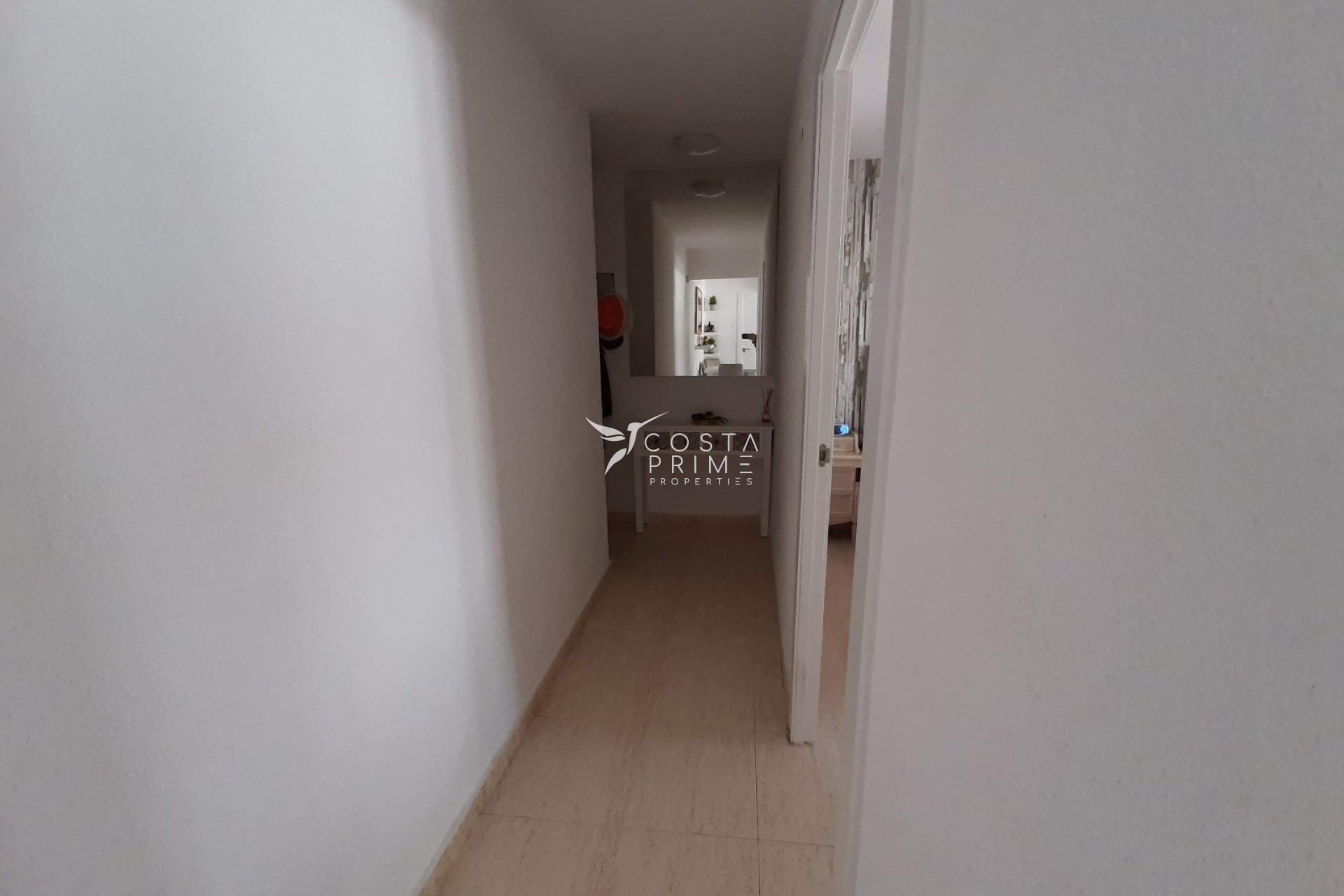 Resale - Apartment / Flat - Benidorm