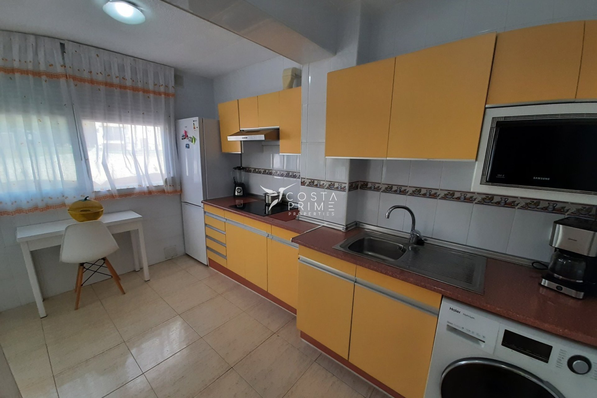 Resale - Apartment / Flat - Benidorm