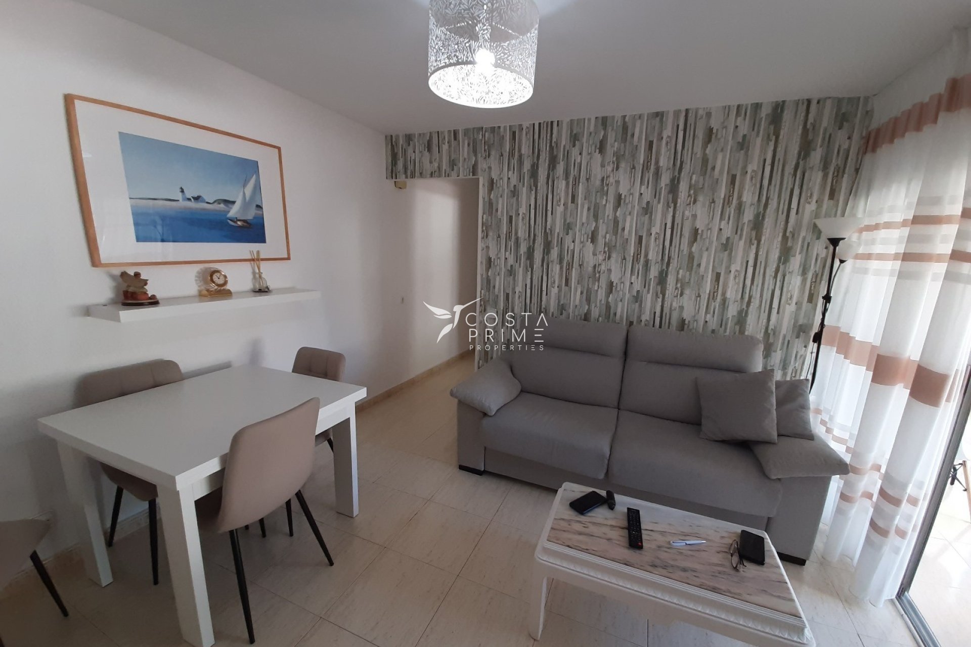 Resale - Apartment / Flat - Benidorm