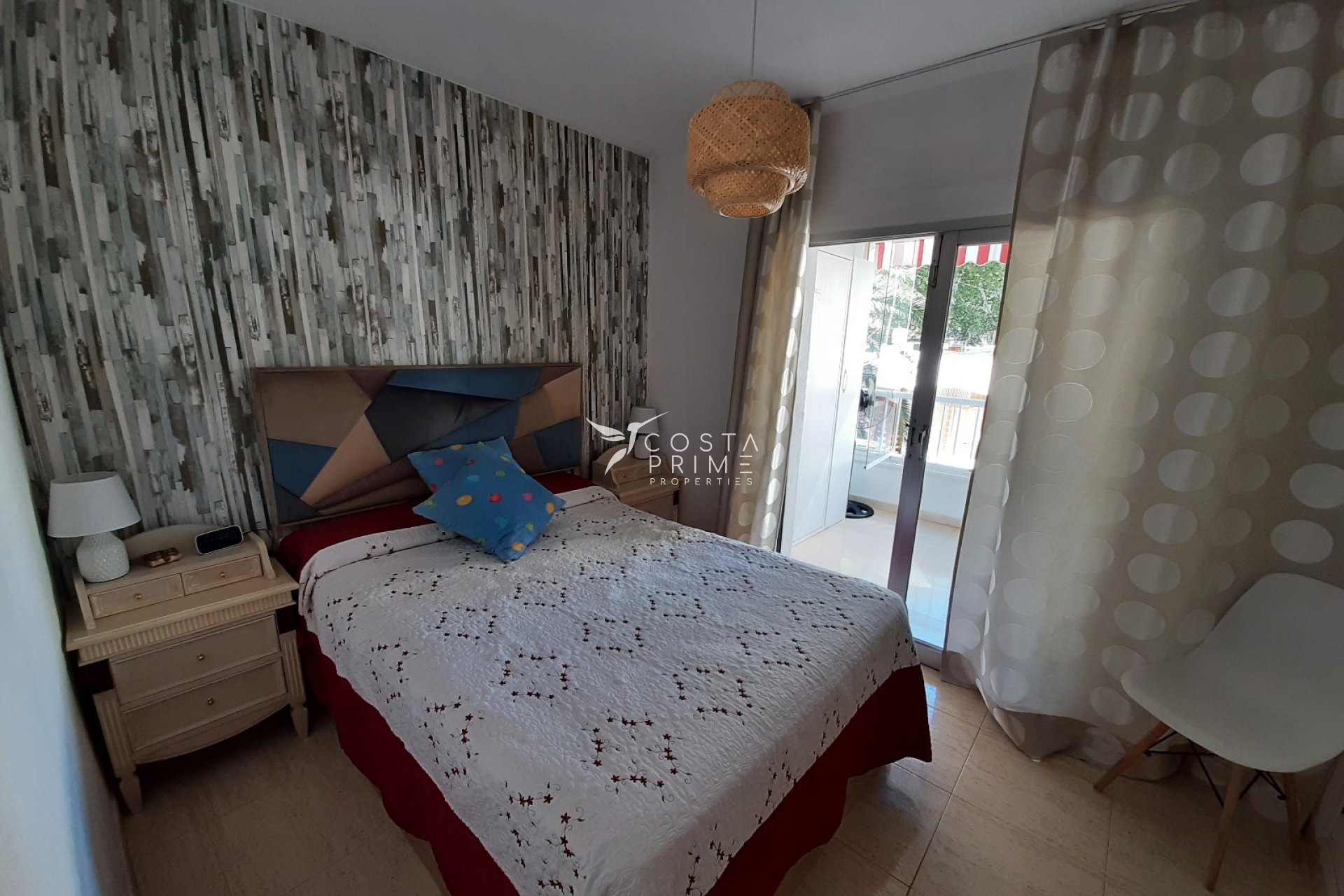 Resale - Apartment / Flat - Benidorm