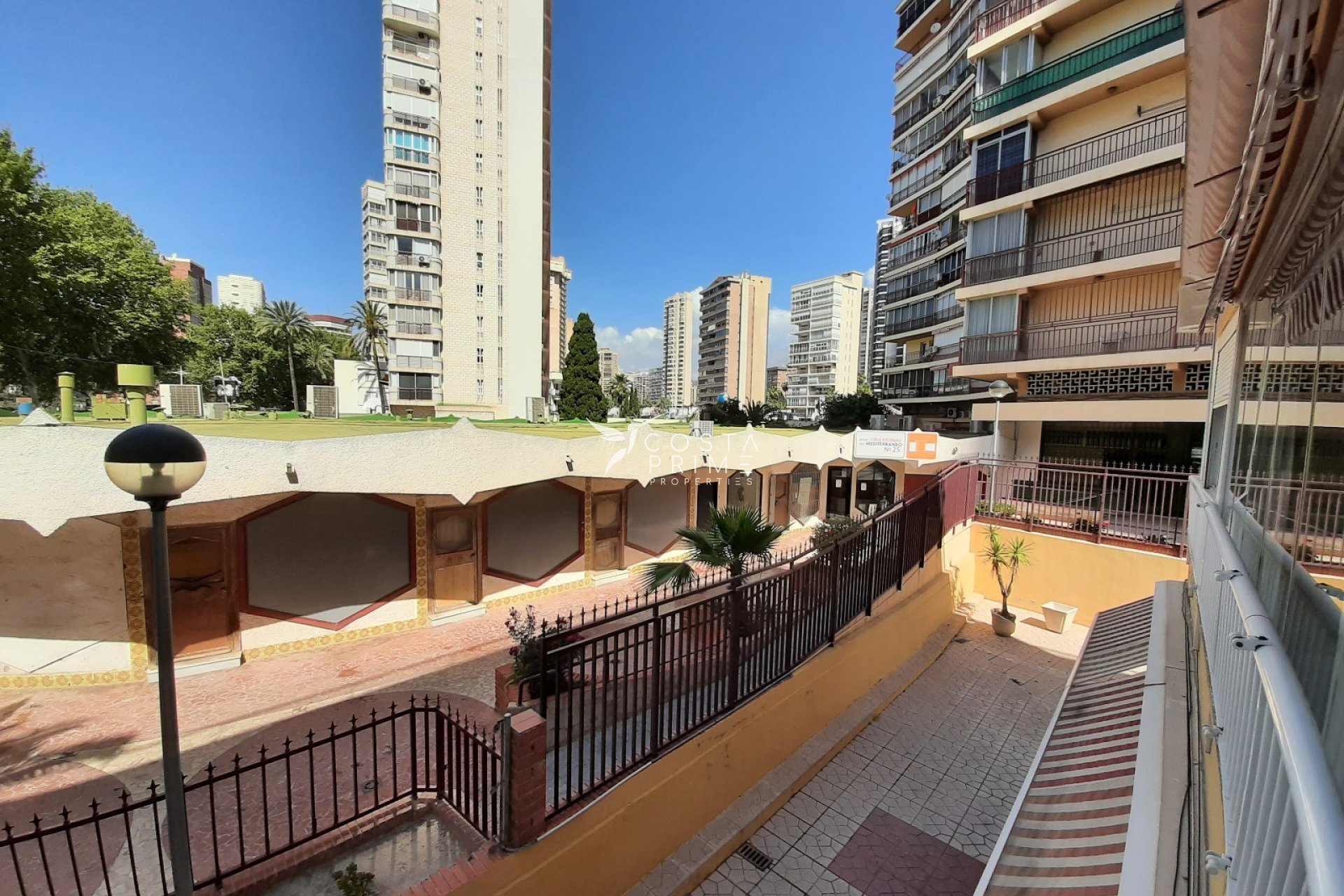 Resale - Apartment / Flat - Benidorm