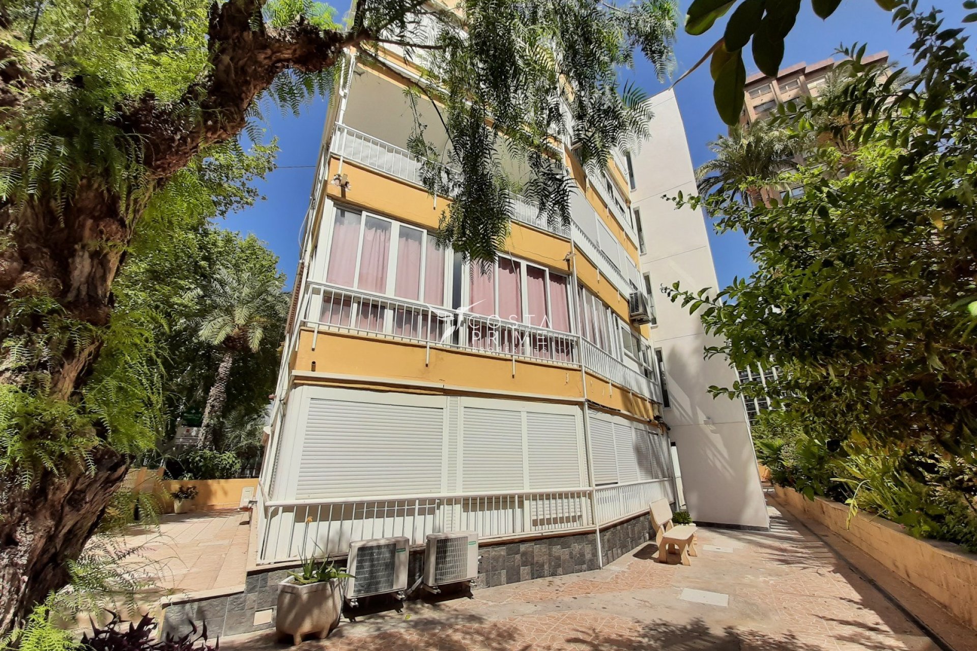 Resale - Apartment / Flat - Benidorm