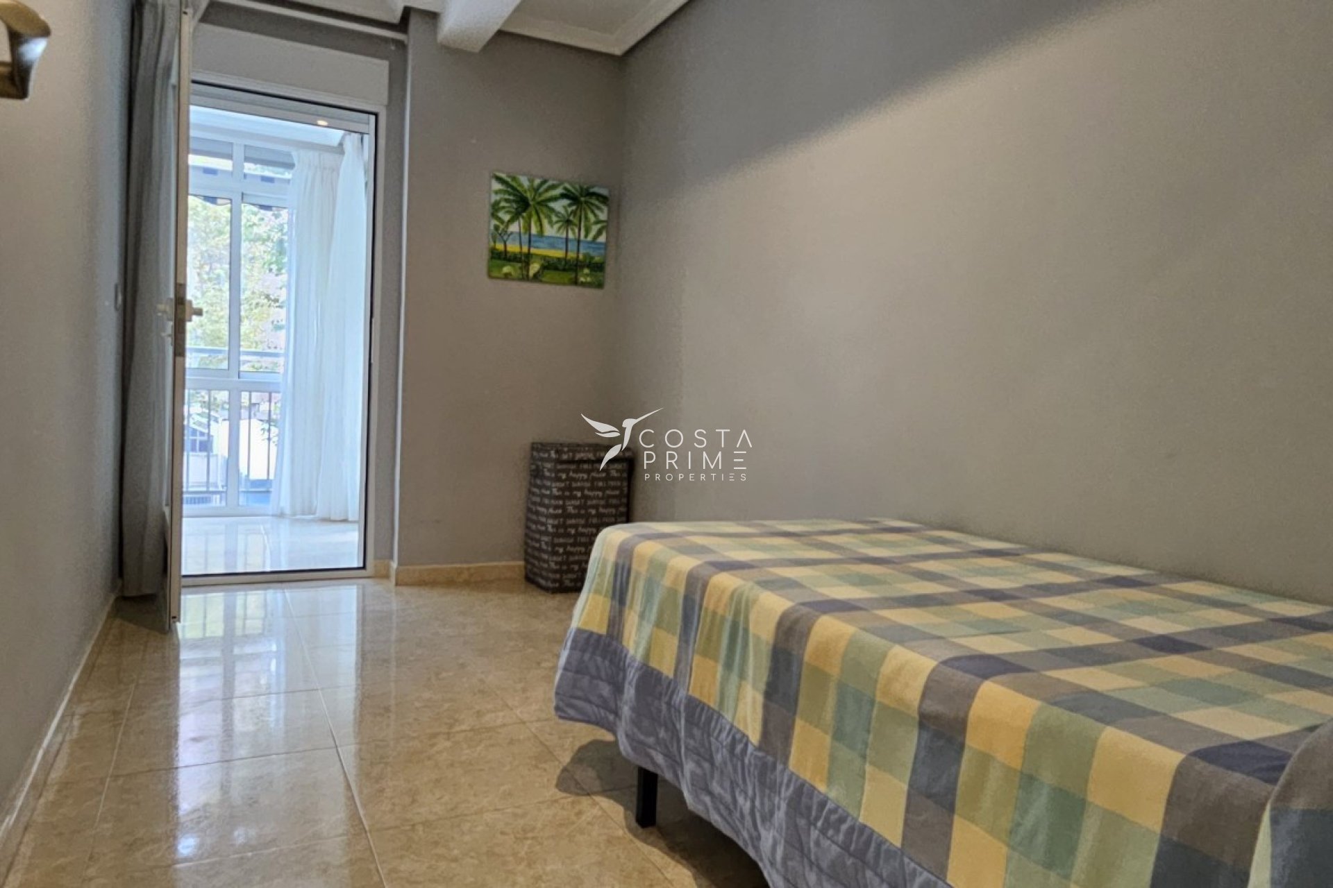 Resale - Apartment / Flat - Benidorm