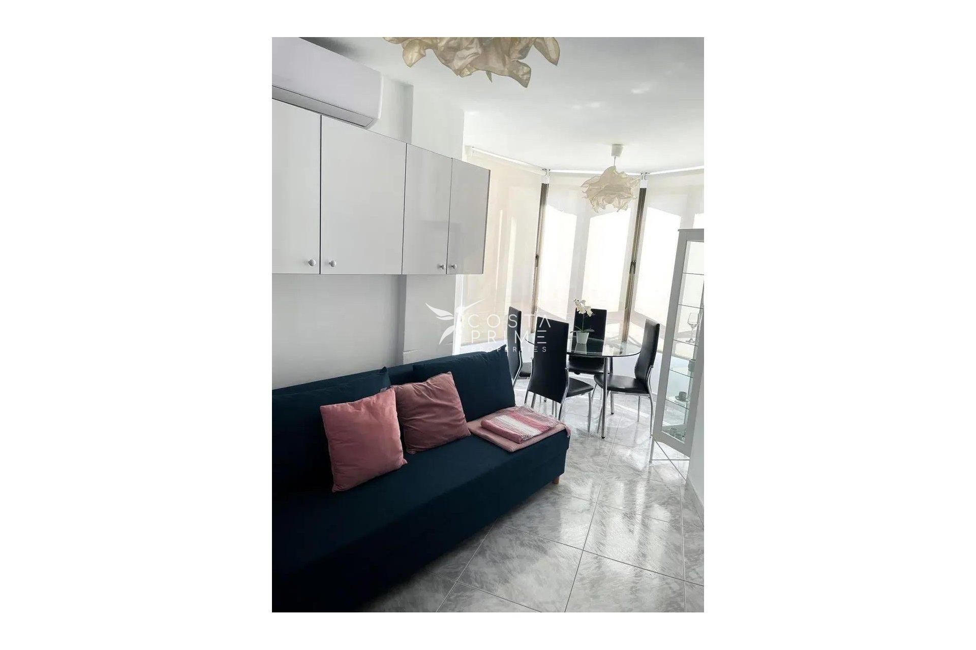 Resale - Apartment / Flat - Benidorm