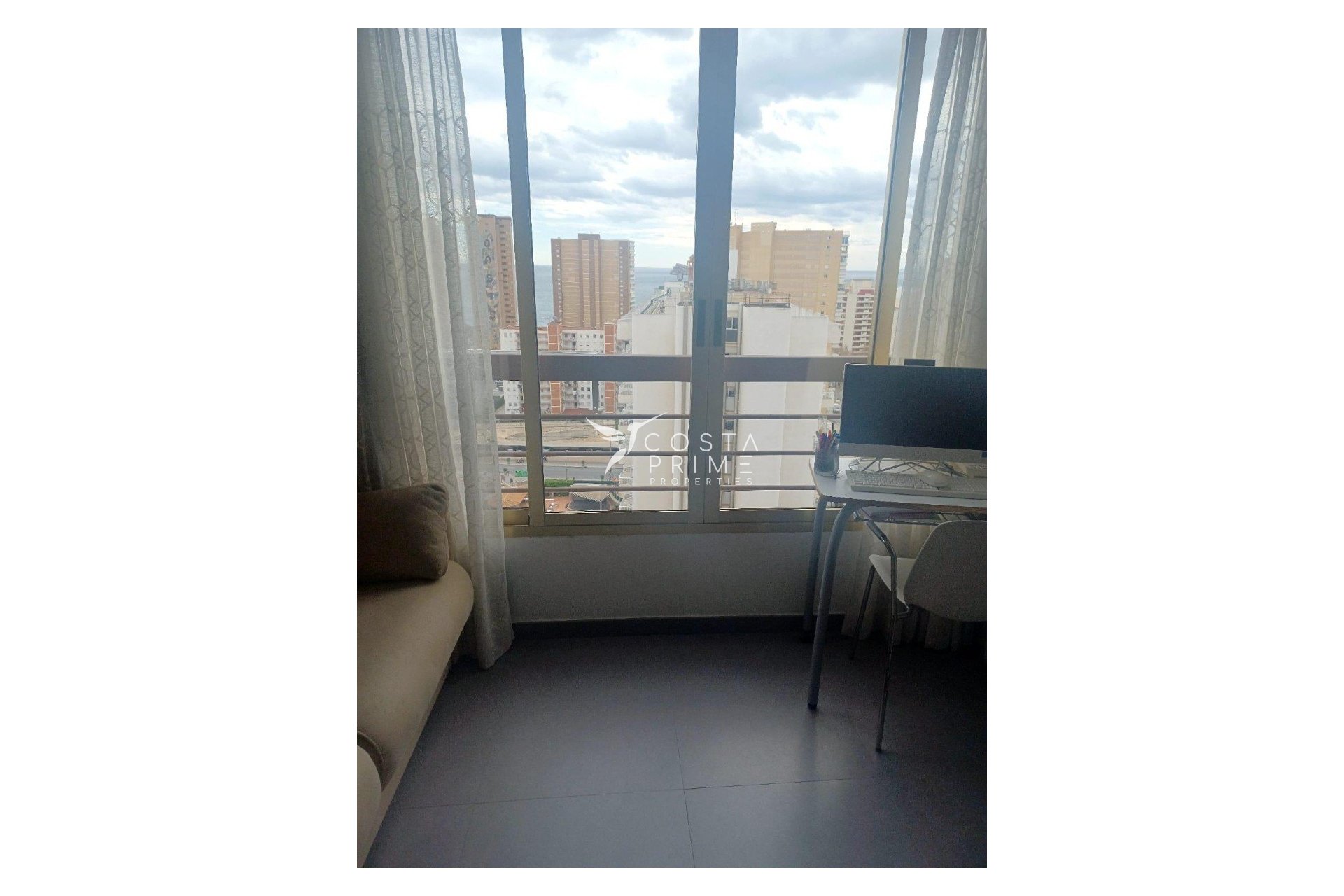 Resale - Apartment / Flat - Benidorm