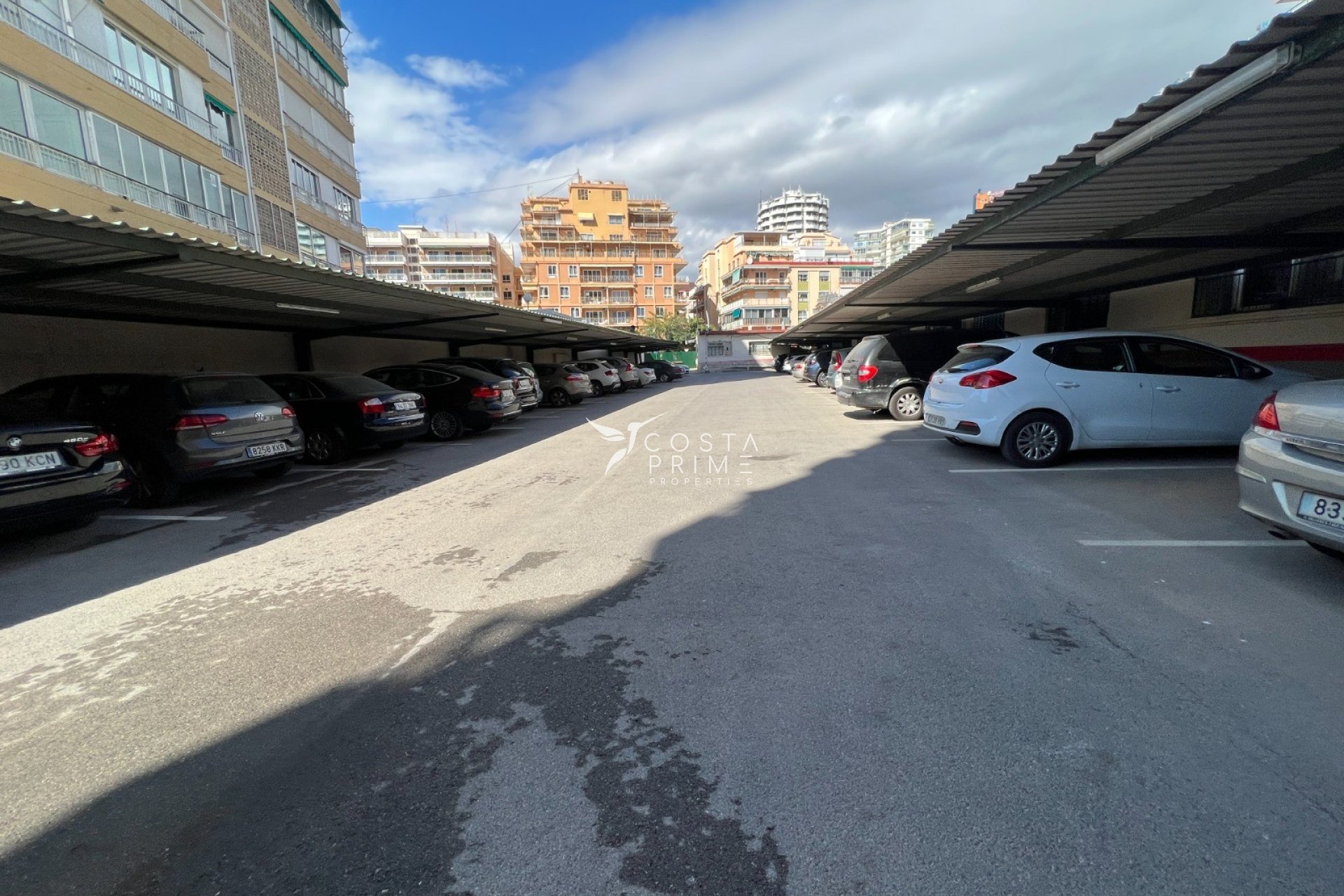 Resale - Apartment / Flat - Benidorm