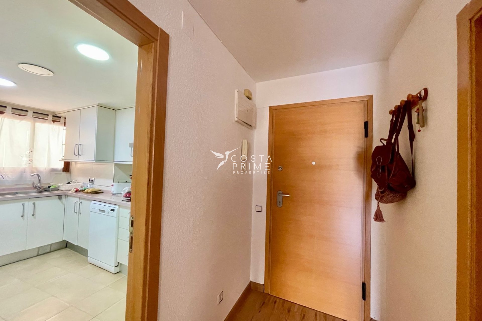 Resale - Apartment / Flat - Benidorm