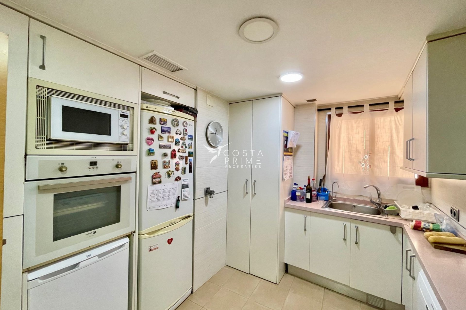 Resale - Apartment / Flat - Benidorm