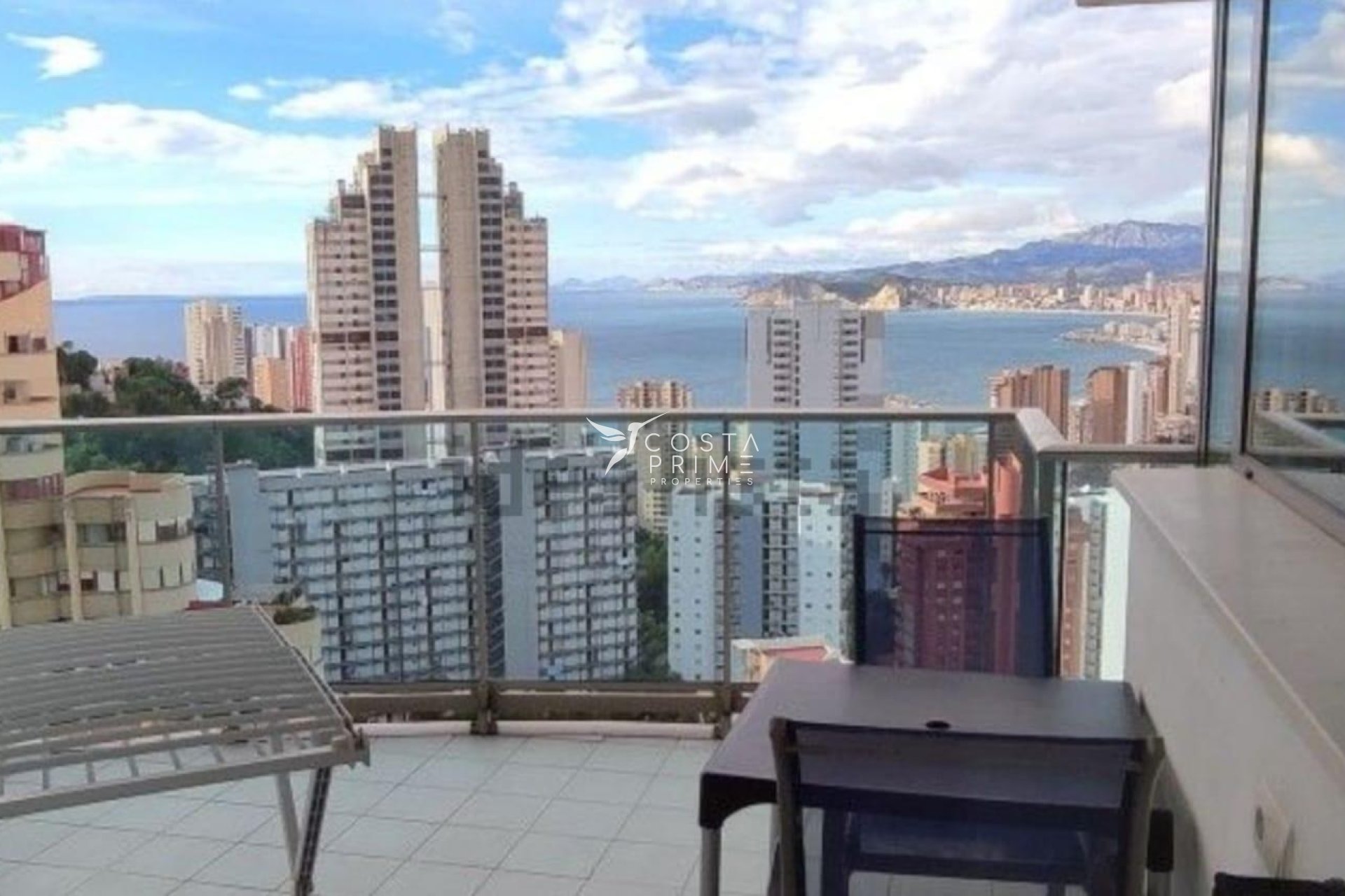 Resale - Apartment / Flat - Benidorm