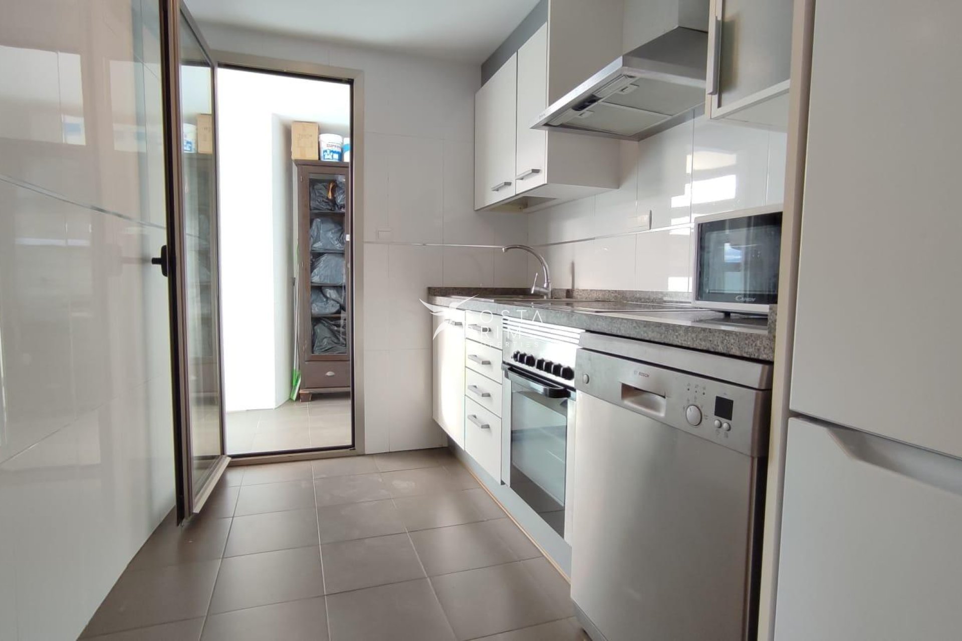 Resale - Apartment / Flat - Benidorm