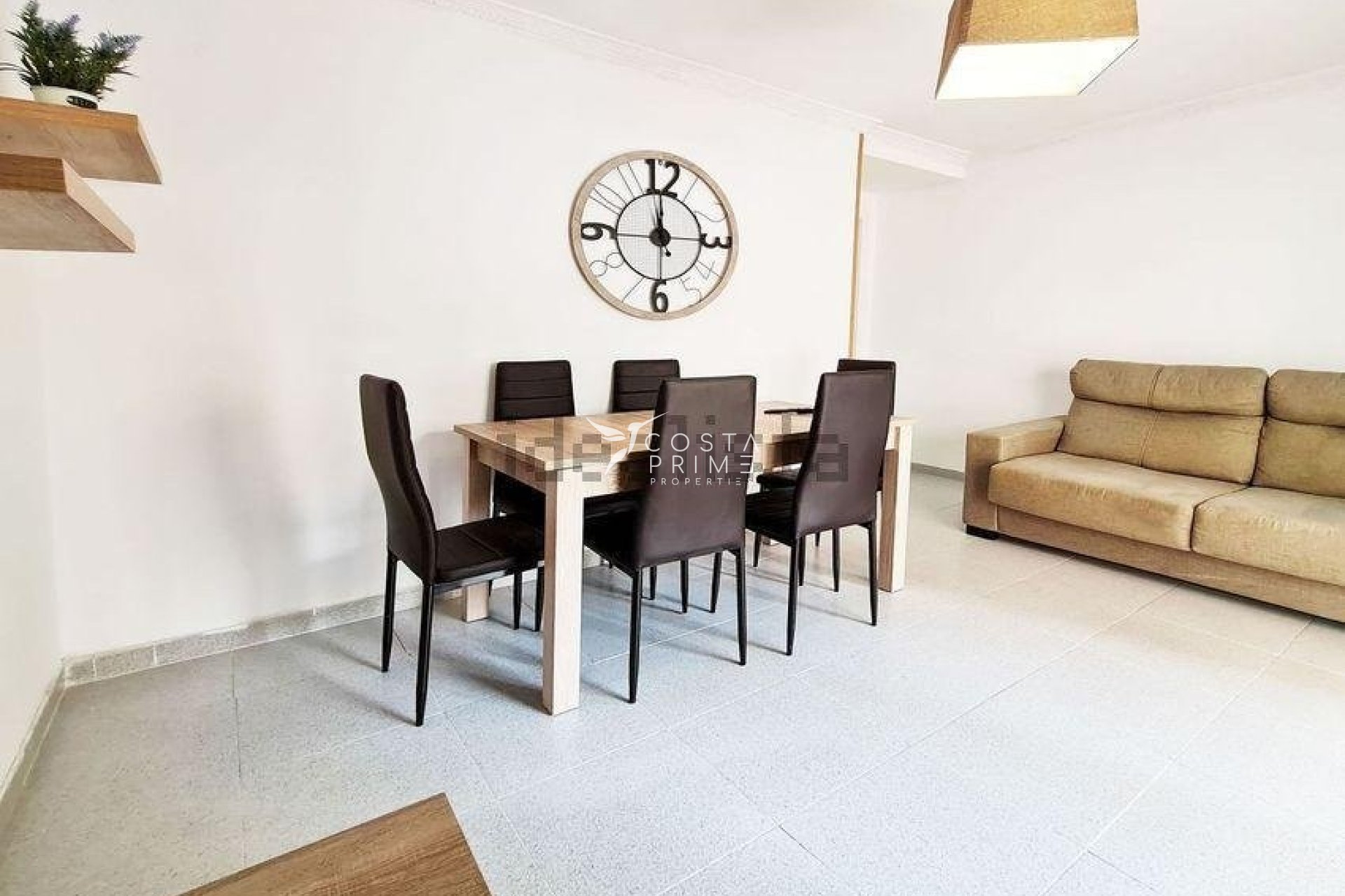 Resale - Apartment / Flat - Benidorm