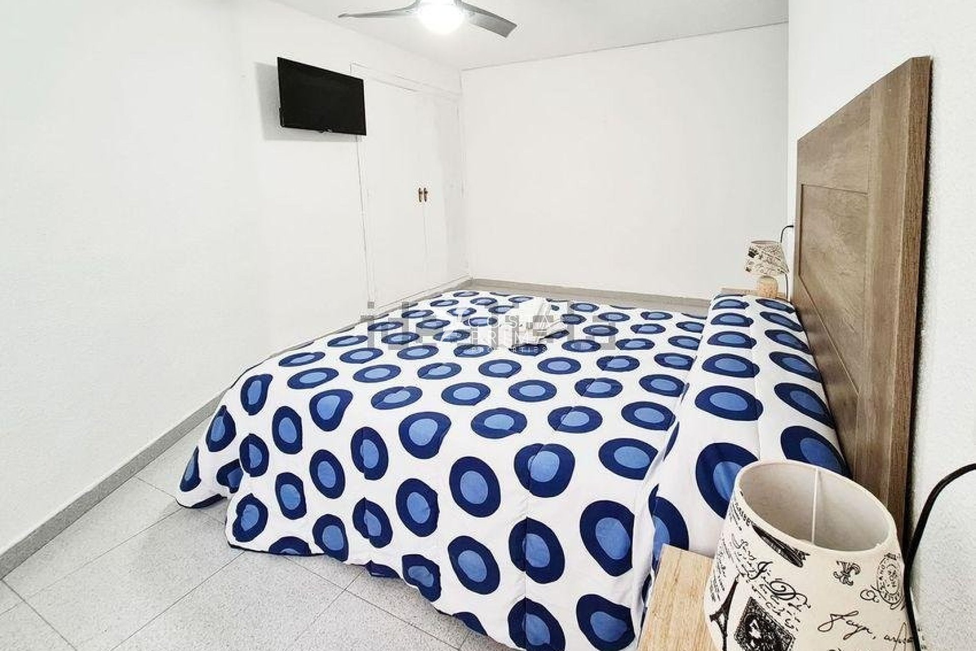 Resale - Apartment / Flat - Benidorm