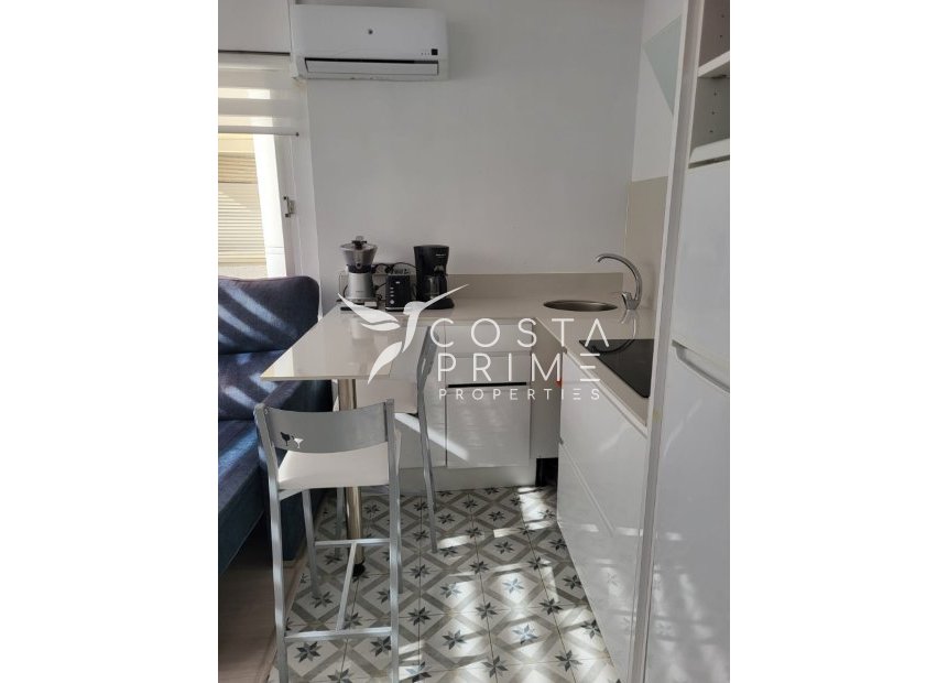 Resale - Apartment / Flat - Benidorm