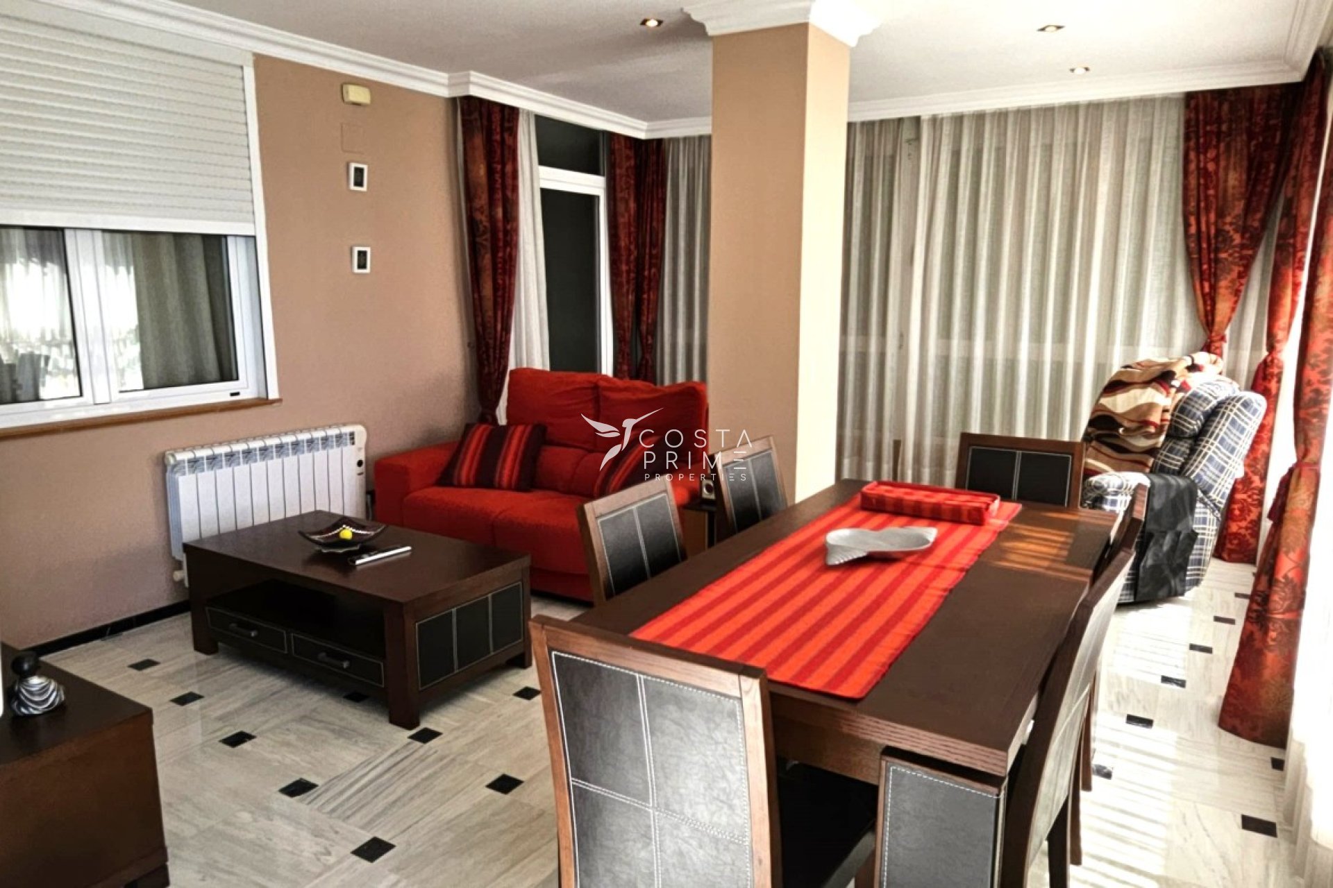 Resale - Apartment / Flat - Benidorm