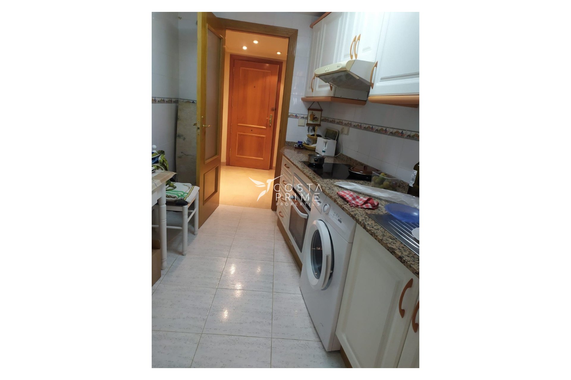 Resale - Apartment / Flat - Benidorm