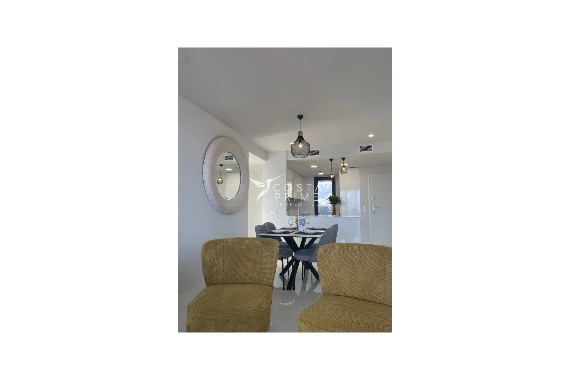 Resale - Apartment / Flat - Benidorm