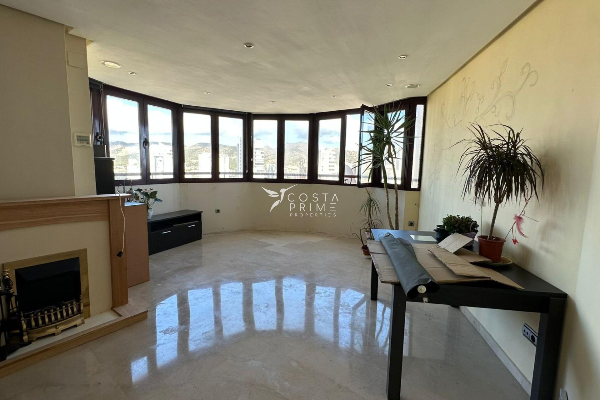 Resale - Apartment / Flat - Benidorm