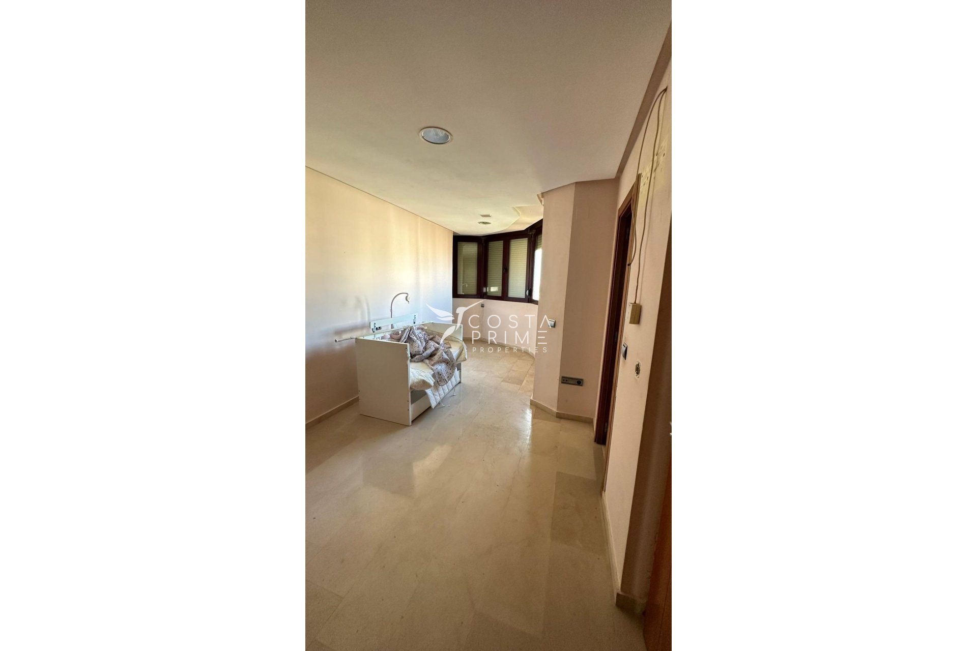 Resale - Apartment / Flat - Benidorm