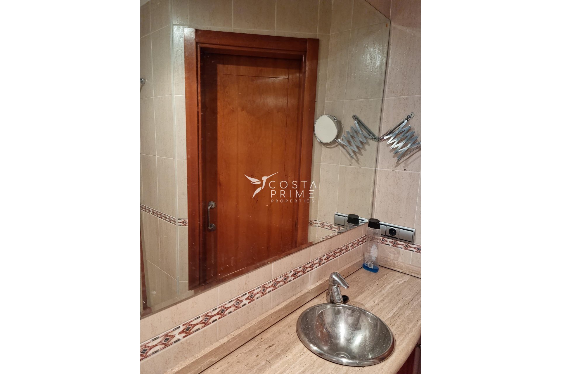 Resale - Apartment / Flat - Benidorm