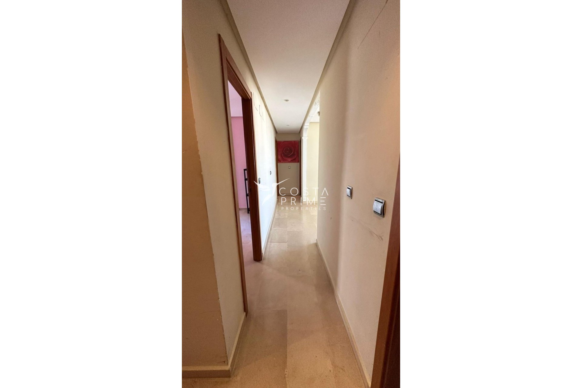 Resale - Apartment / Flat - Benidorm