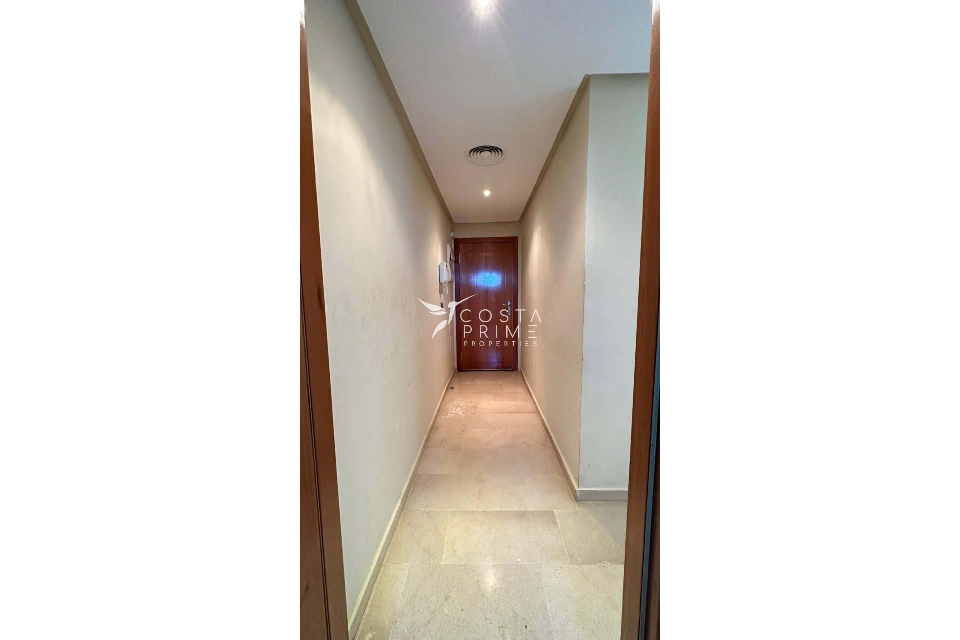 Resale - Apartment / Flat - Benidorm