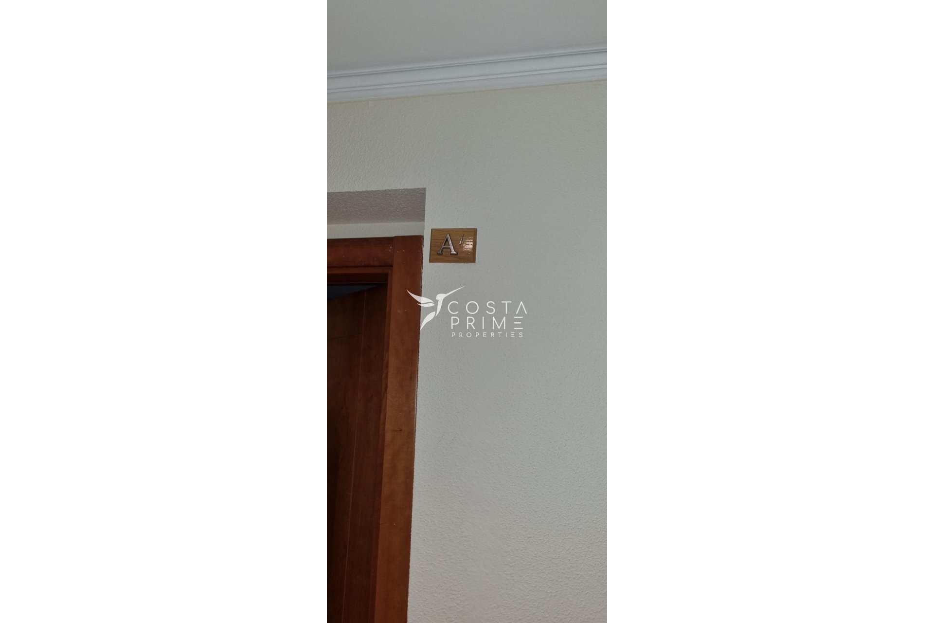 Resale - Apartment / Flat - Benidorm