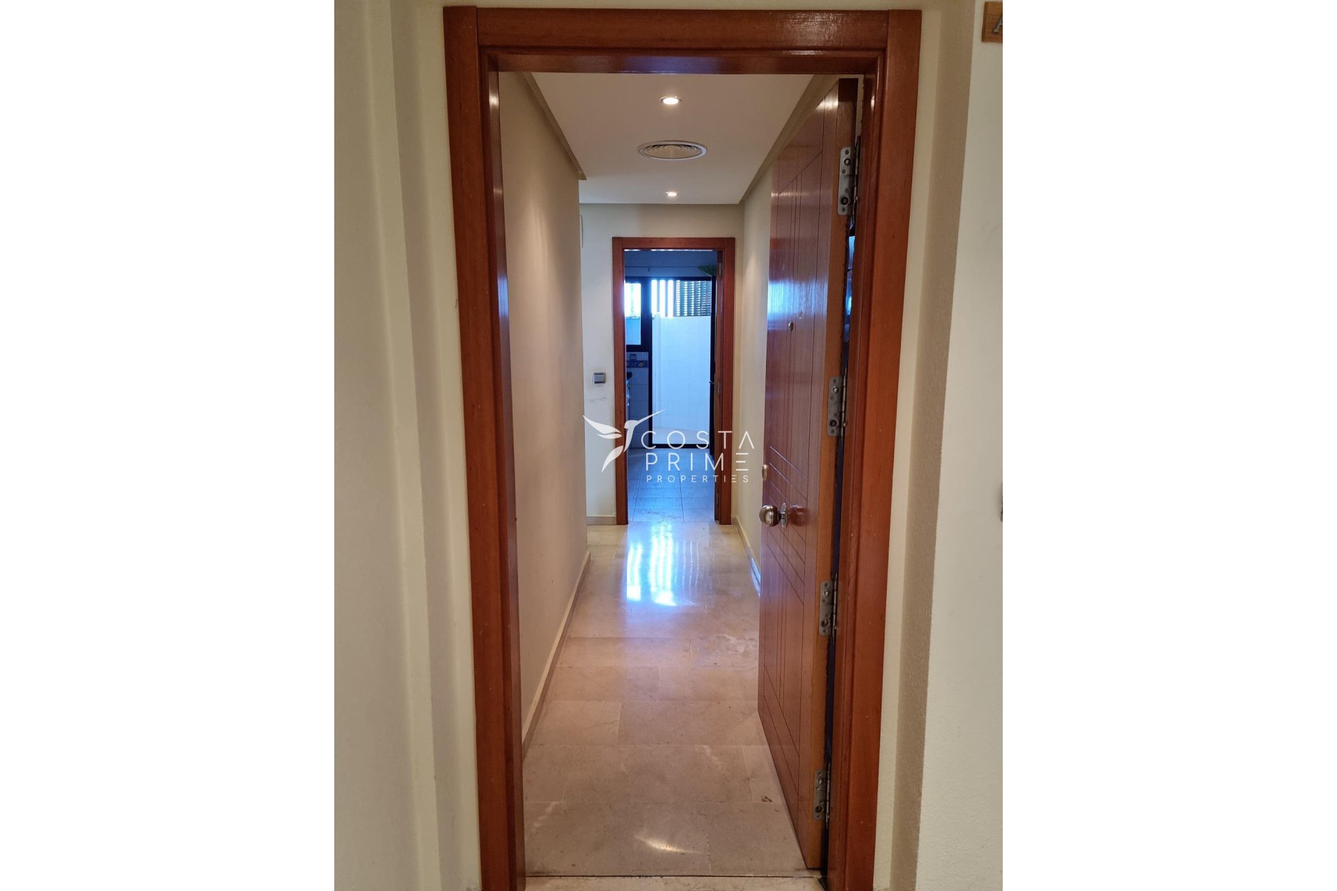 Resale - Apartment / Flat - Benidorm