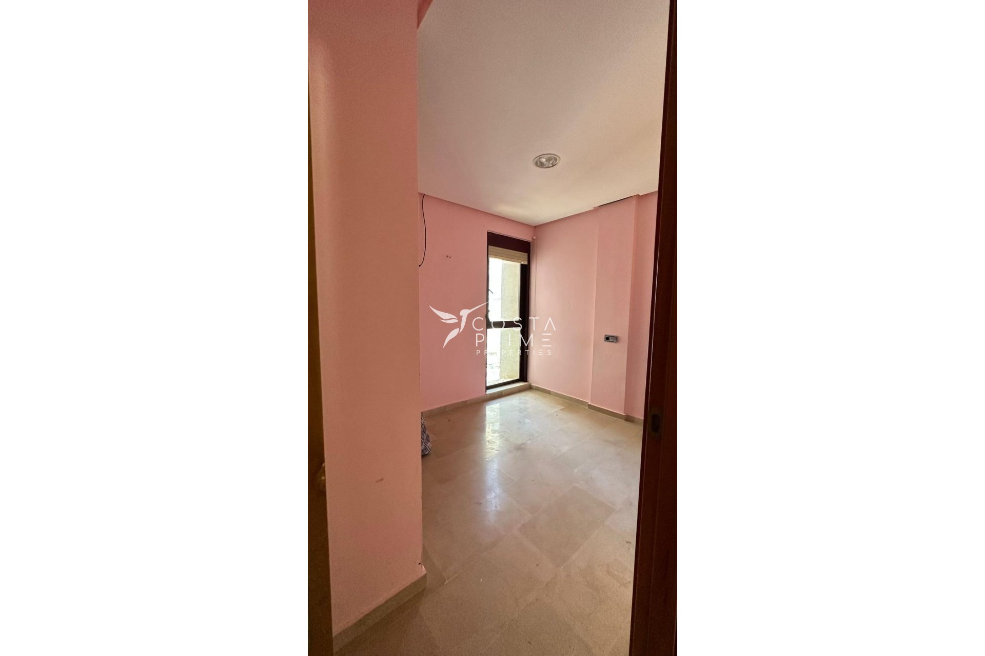 Resale - Apartment / Flat - Benidorm