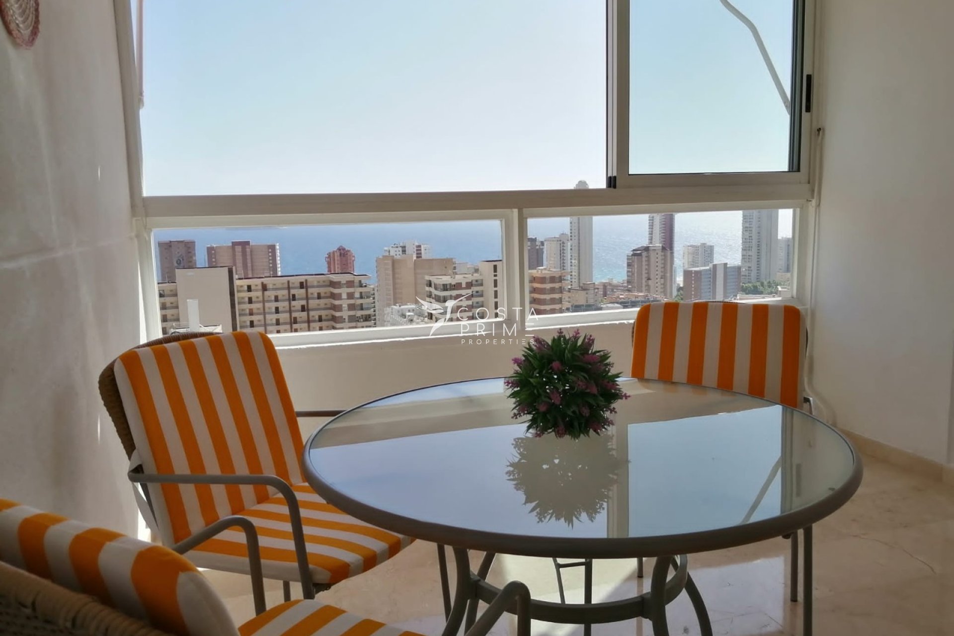 Resale - Apartment / Flat - Benidorm