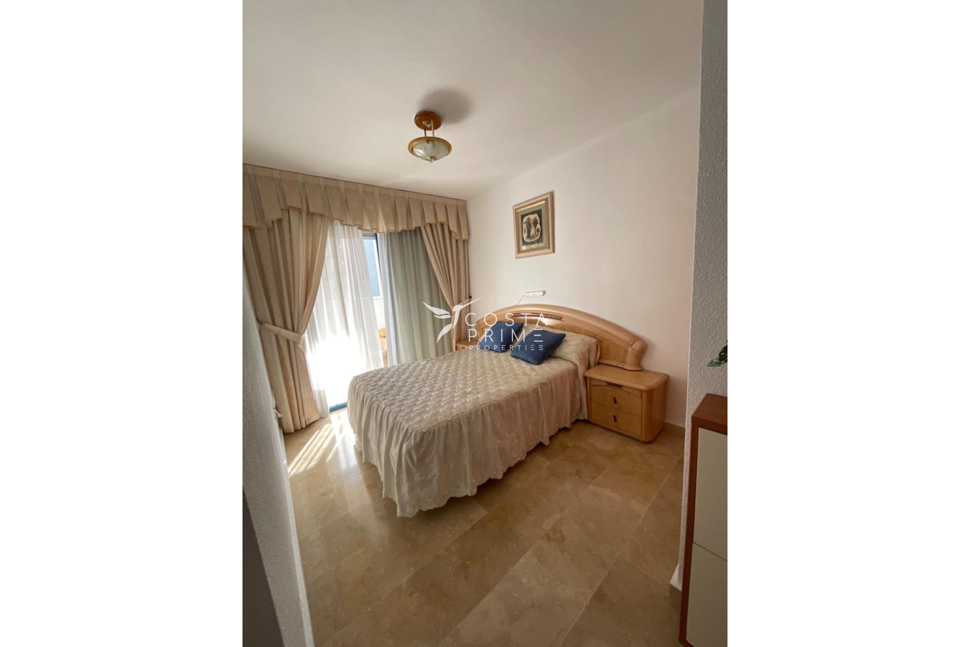 Resale - Apartment / Flat - Benidorm