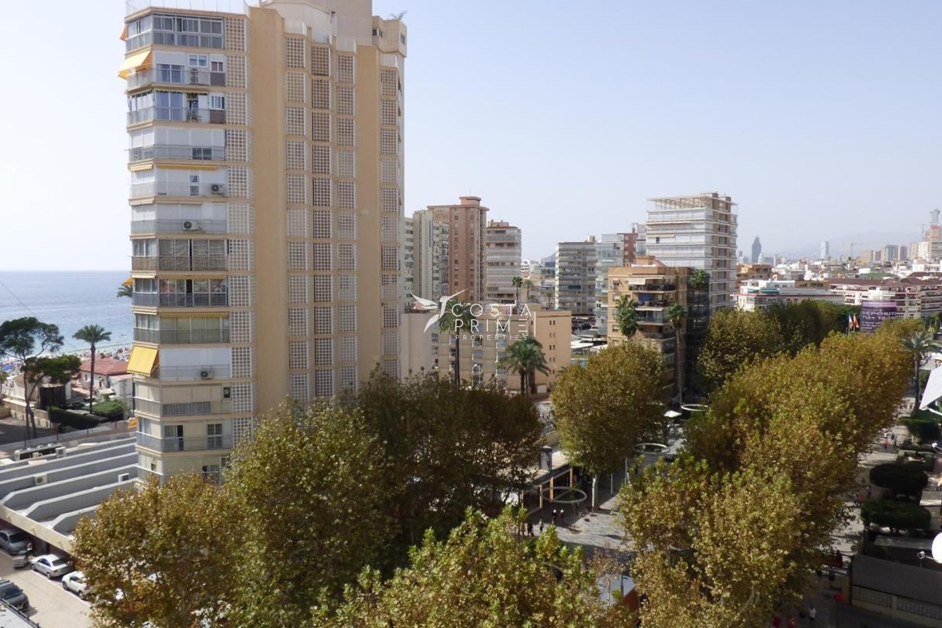 Resale - Apartment / Flat - Benidorm