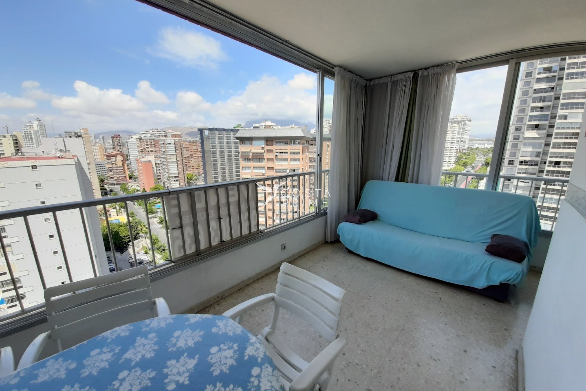 Resale - Apartment / Flat - Benidorm