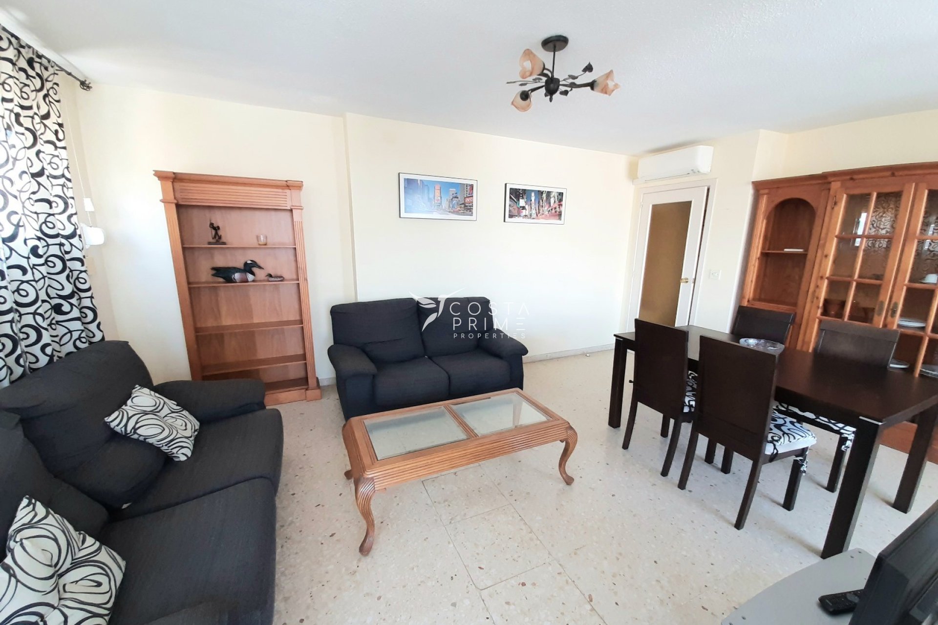 Resale - Apartment / Flat - Benidorm