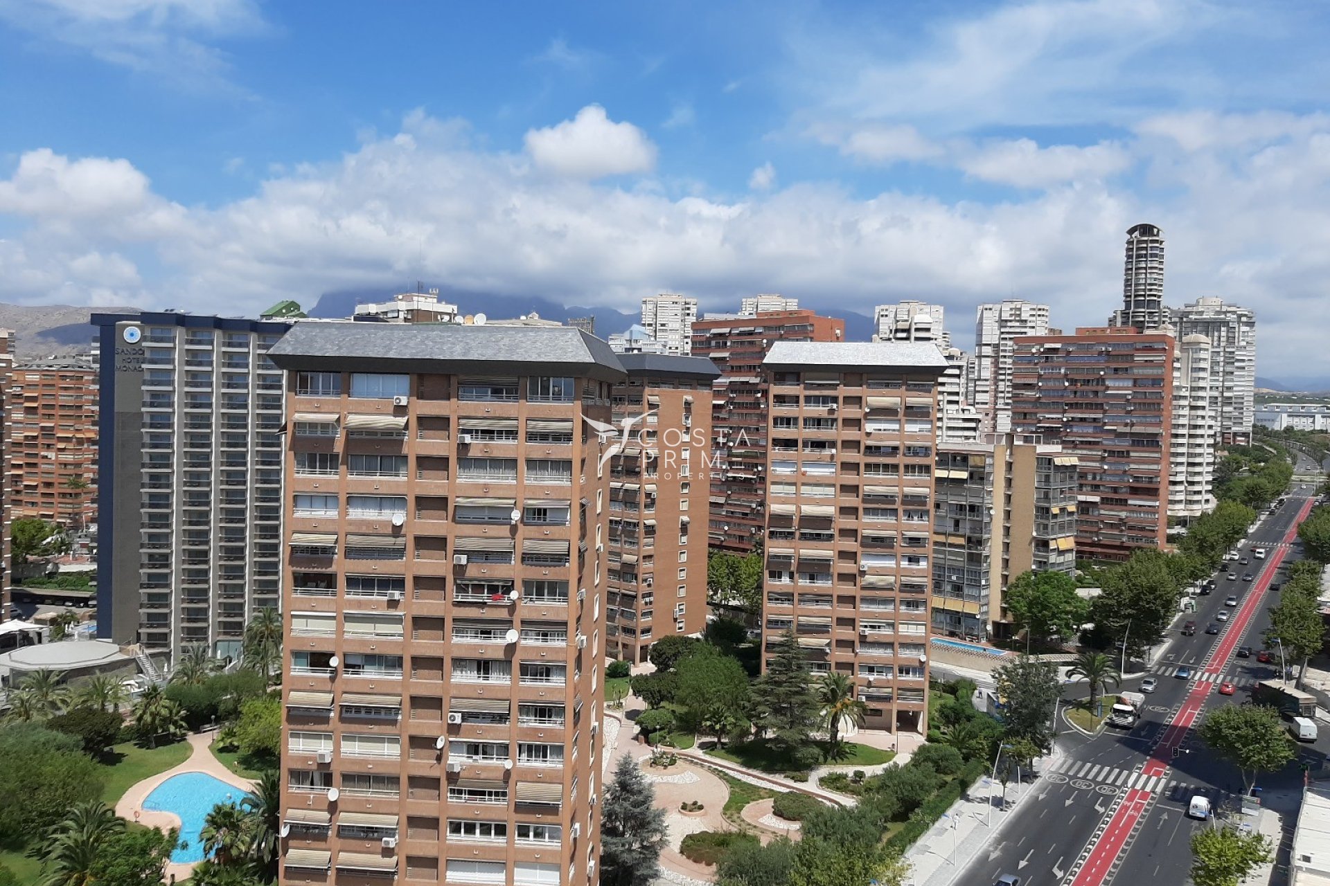 Resale - Apartment / Flat - Benidorm