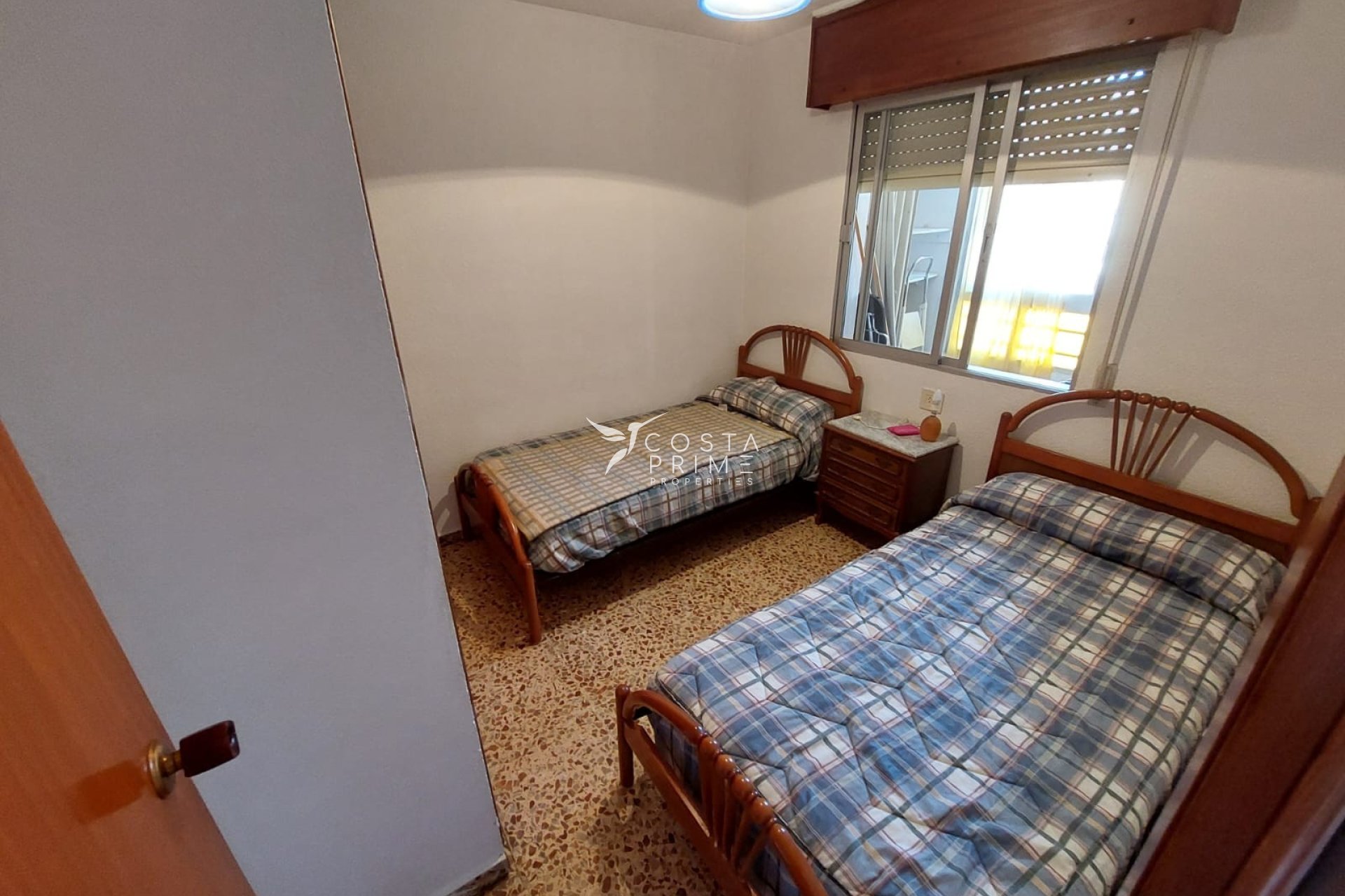 Resale - Apartment / Flat - Benidorm