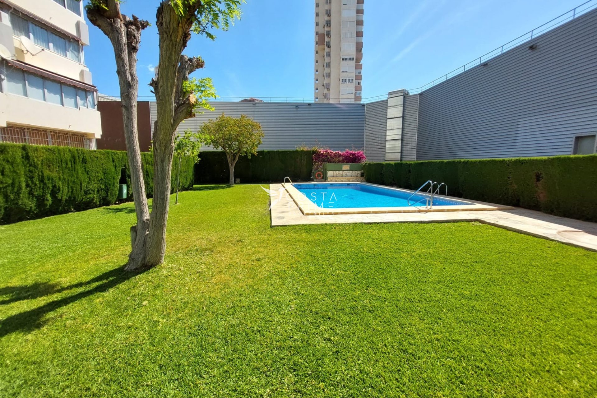 Resale - Apartment / Flat - Benidorm