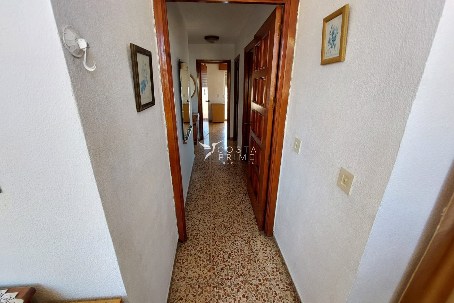 Resale - Apartment / Flat - Benidorm