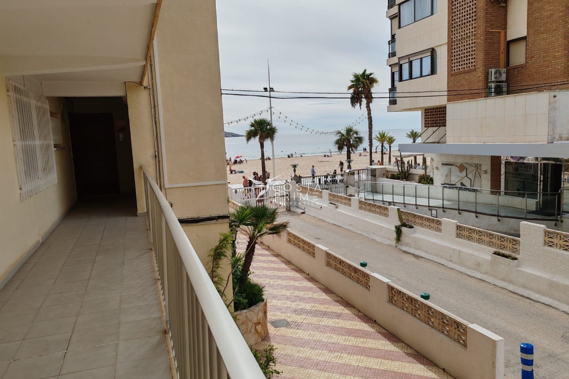 Resale - Apartment / Flat - Benidorm