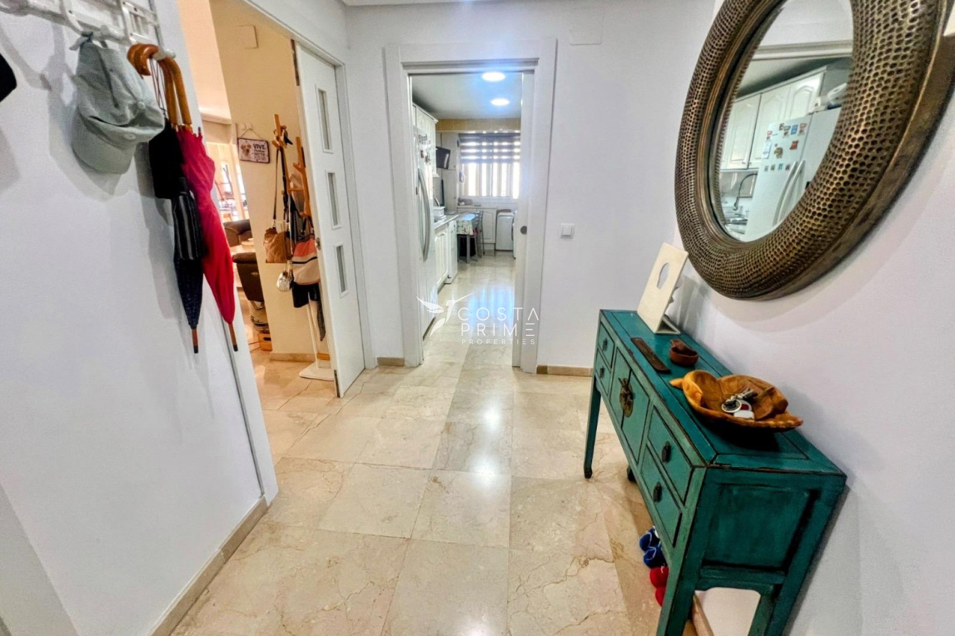 Resale - Apartment / Flat - Benidorm