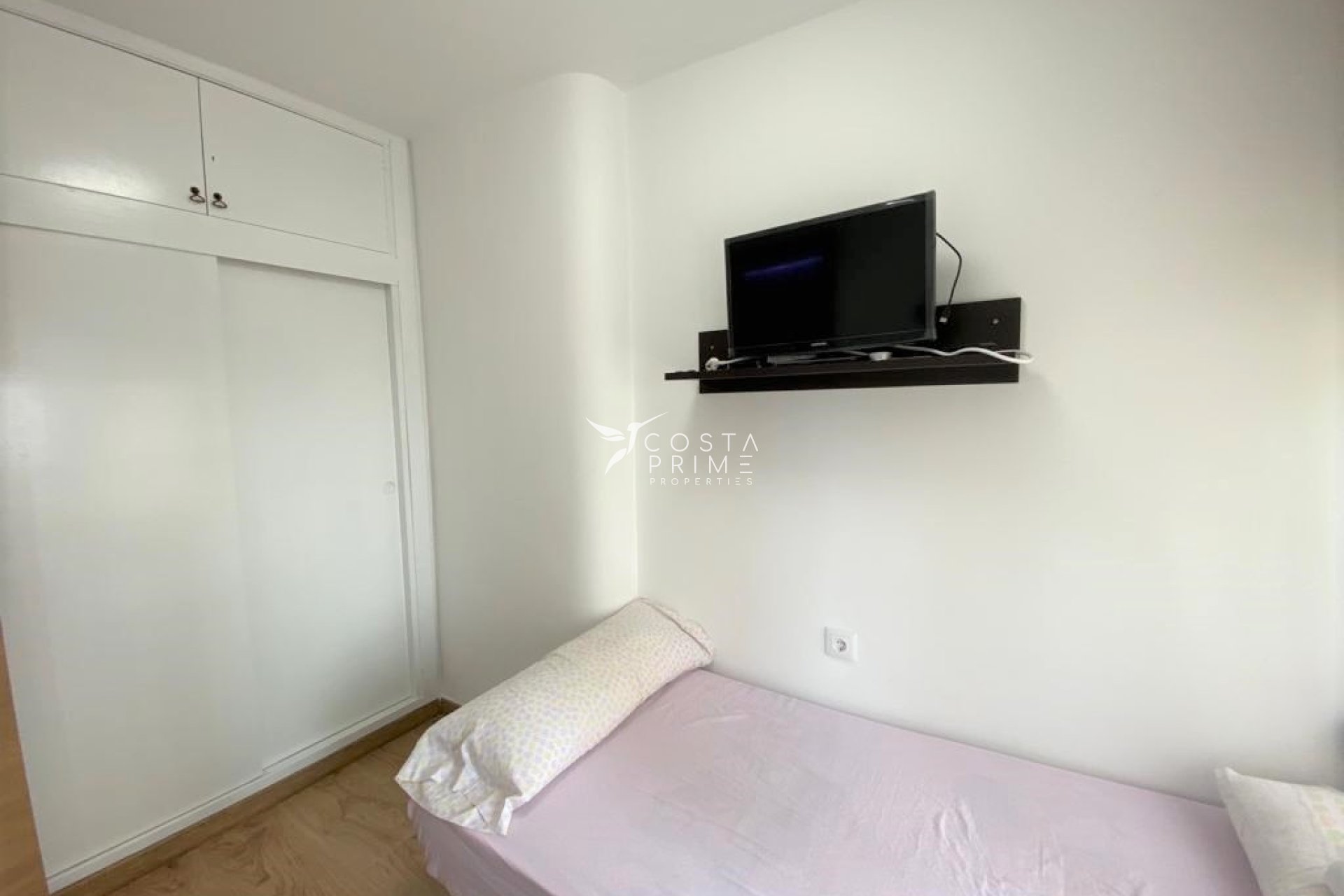 Resale - Apartment / Flat - Benidorm