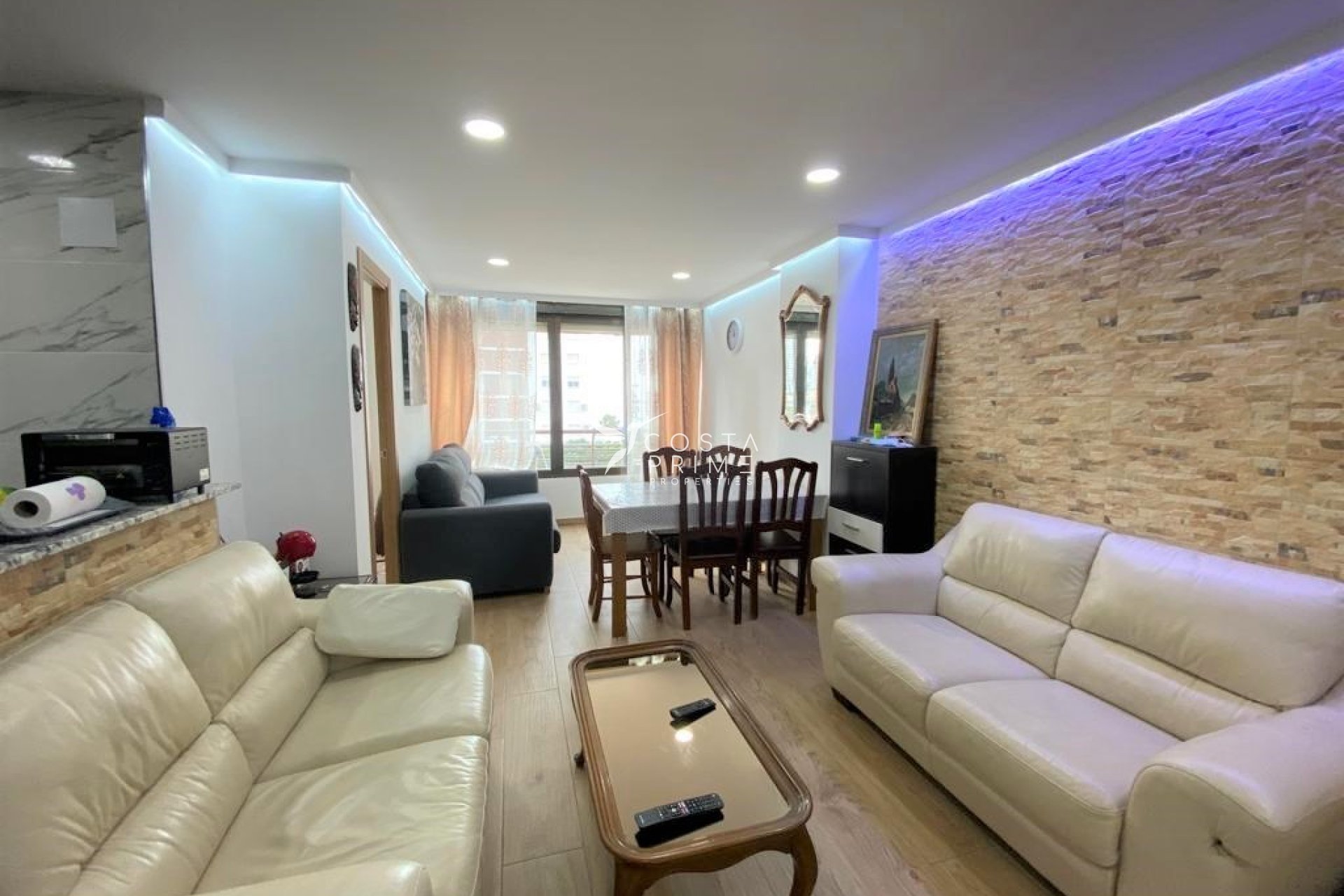 Resale - Apartment / Flat - Benidorm