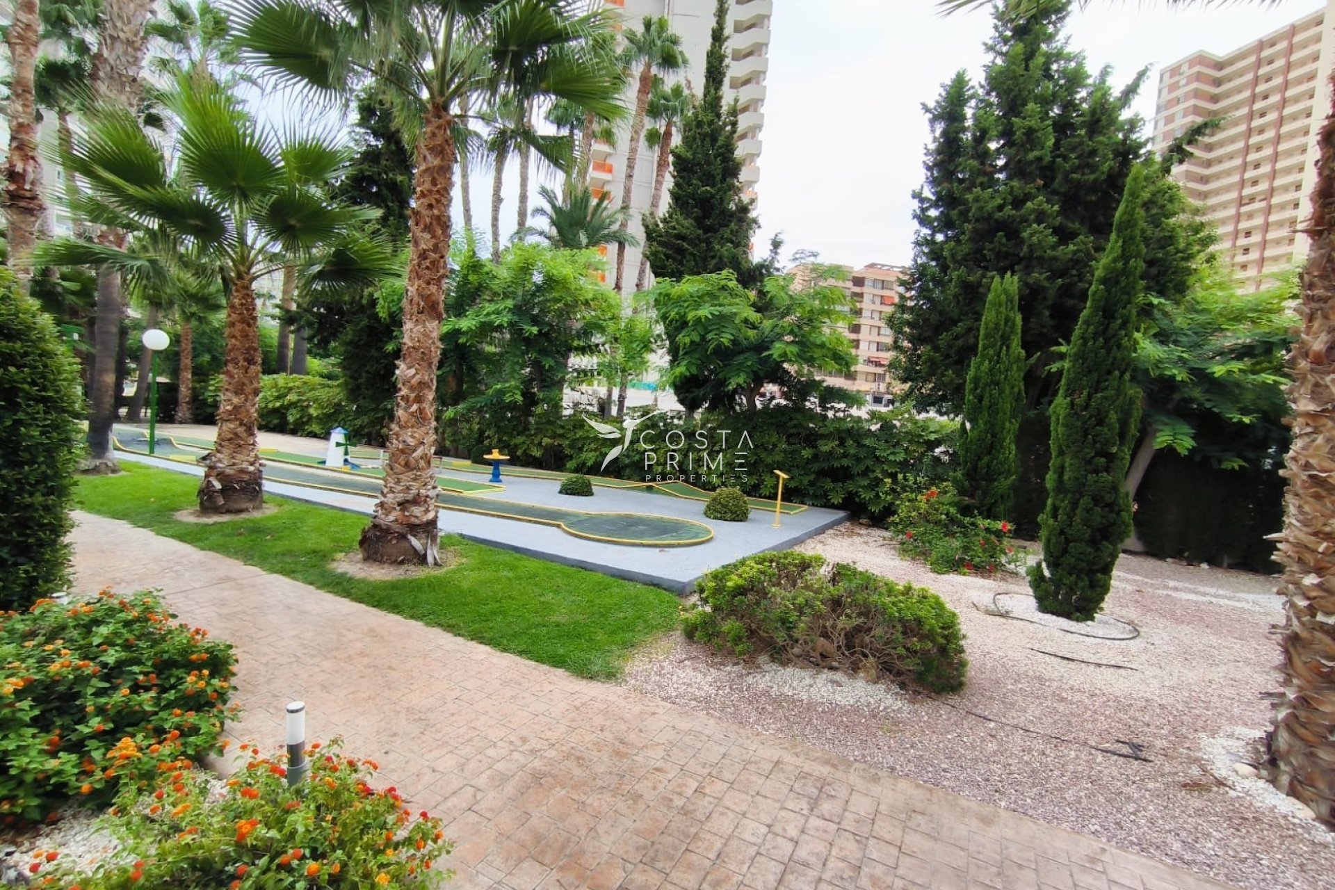 Resale - Apartment / Flat - Benidorm