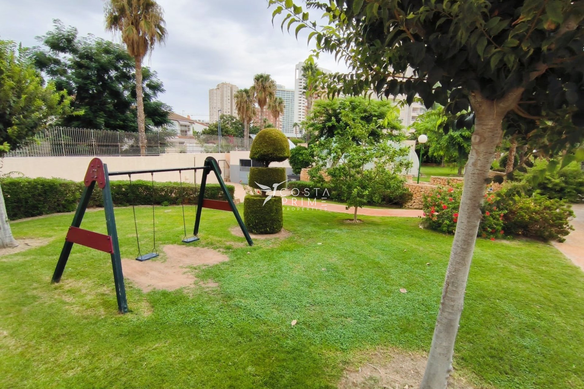 Resale - Apartment / Flat - Benidorm