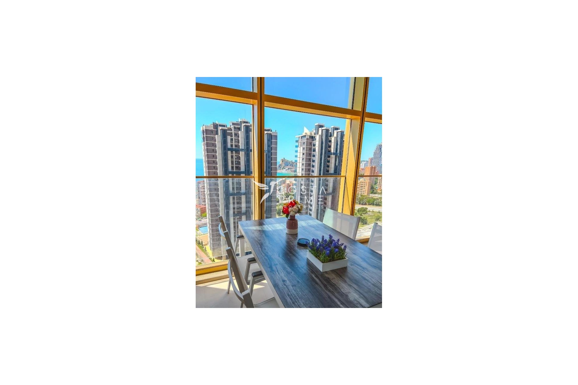 Resale - Apartment / Flat - Benidorm