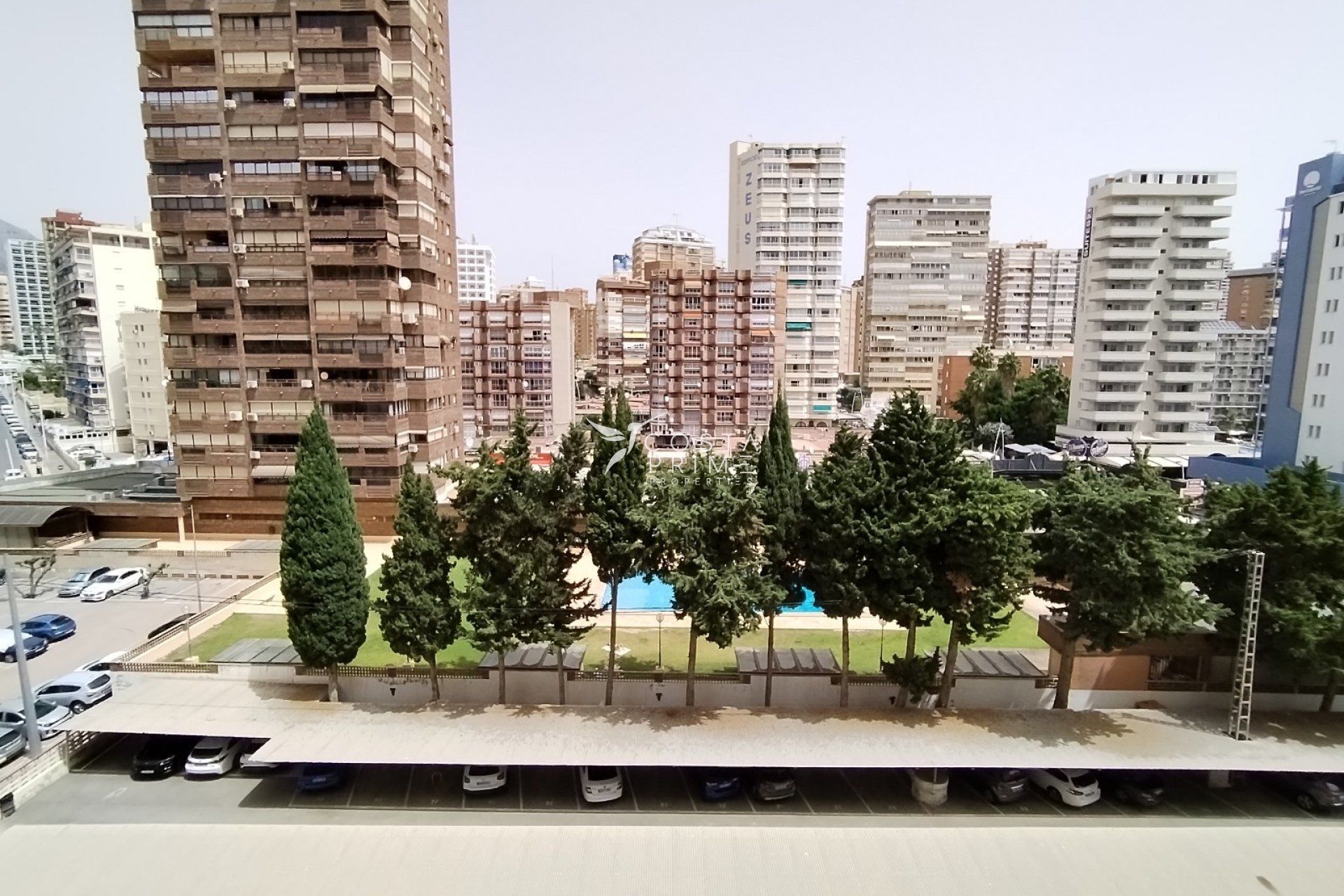 Resale - Apartment / Flat - Benidorm